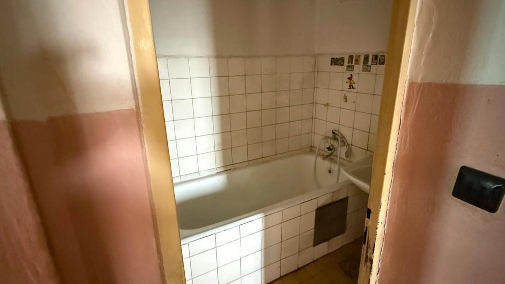 Na predaj 4-izbový byt v pôvodnom stave na Martinčekovej ulici - Bratislava II TOP