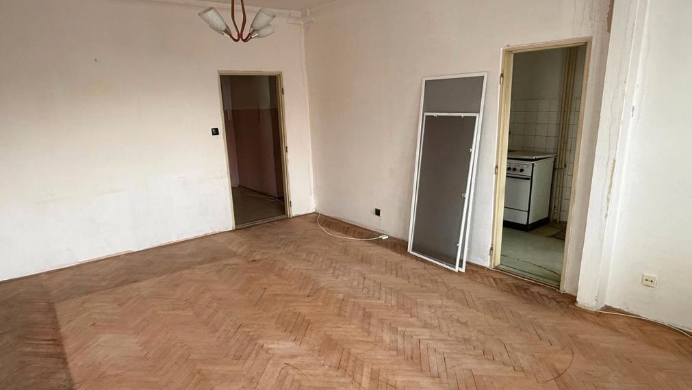 Na predaj 4-izbový byt v pôvodnom stave na Martinčekovej ulici - Bratislava II TOP