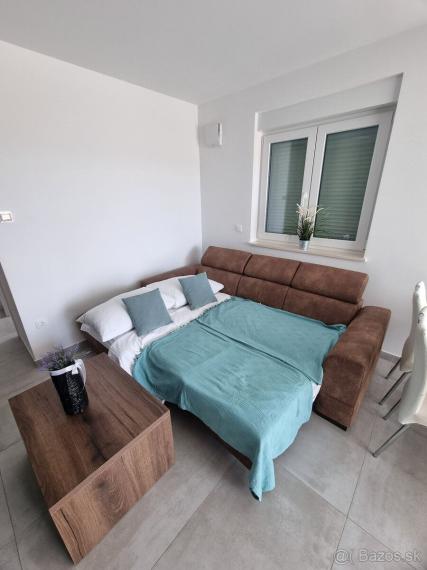 Nové kompletne zariadené apartmány na predaj-  Novalja, ostrov Pag