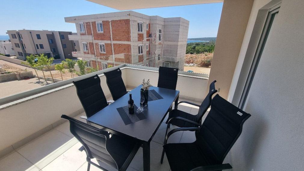 Nové kompletne zariadené apartmány na predaj-  Novalja, ostrov Pag