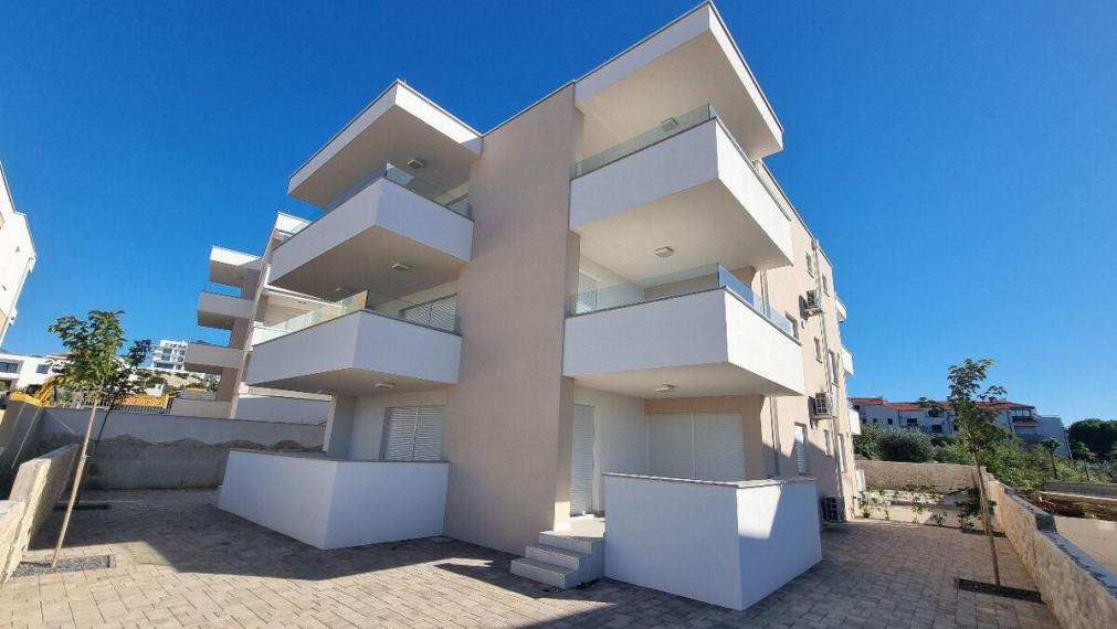 Nové kompletne zariadené apartmány na predaj-  Novalja, ostrov Pag