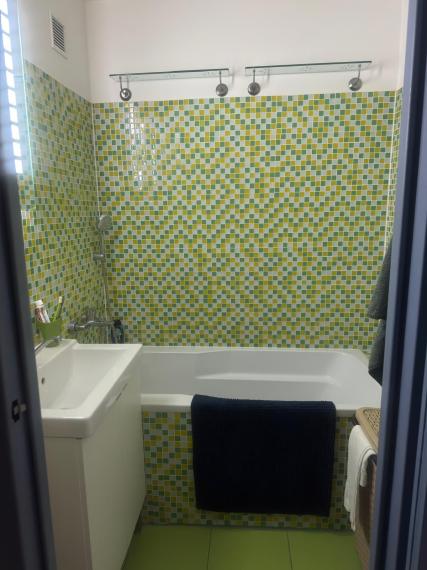 Prenájom 2-izbového zariadeného bytu  – Petržalka TOP