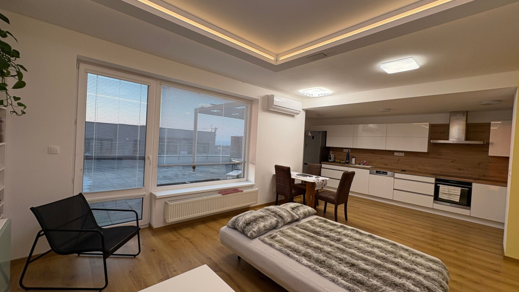 EXKLUZÍVNE Priestranný 3-izbový byt s nadštandardnou terasou 54,7 m² | Záhorská Bystrica – Pod Vŕškami