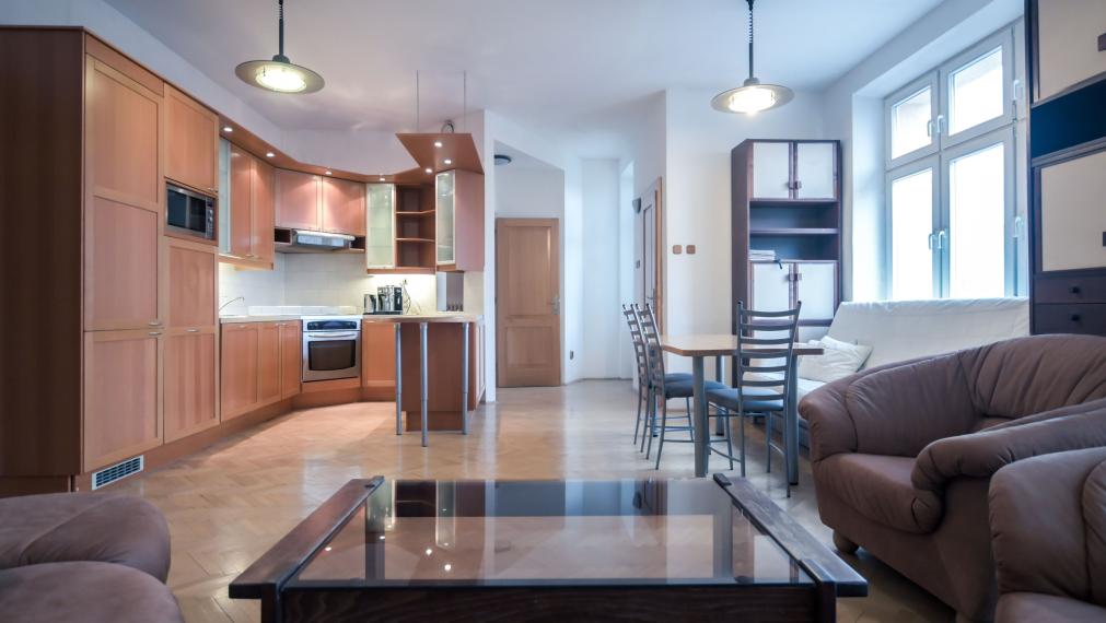 Výnimočný 4 izbový byt s atmosférou mestského domu, Šancova ulica, TOP