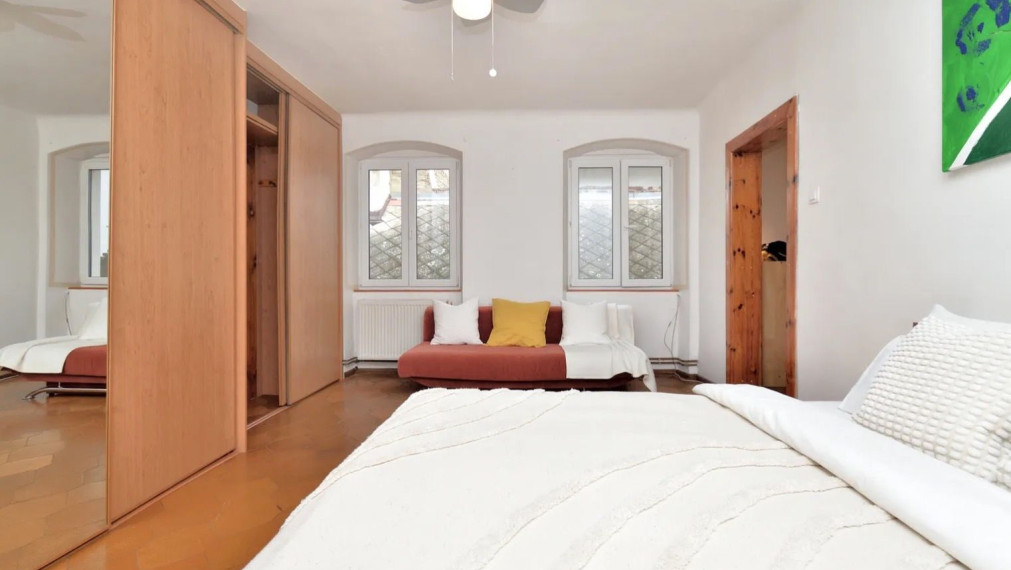 Priestranný 3-izbový byt na predaj - Bratislava I TOP