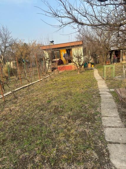 Na predaj chatka v Podunajských Biskupiciach