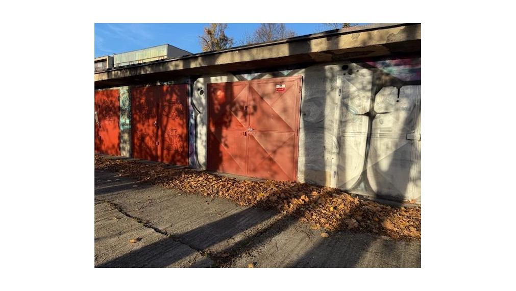 Garáž na predaj - ul. Opavská, Bratislava III