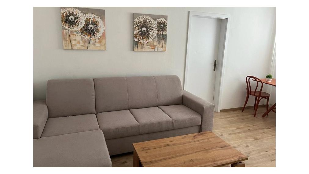 Moderný 2 izbový byt na prenájom, Bratislava V