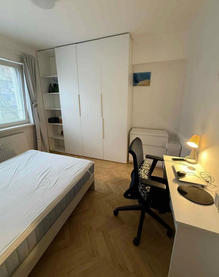 Na prenájom pekný 4-izbový byt na Blumentálskej ulici - Bratislava I TOP