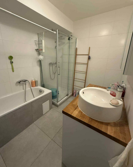 Na prenájom pekný 4-izbový byt na Blumentálskej ulici - Bratislava I TOP