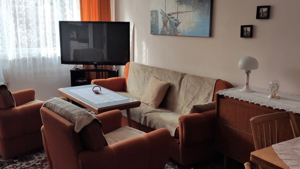 Retro zariadený byt na prenájom, Segnerova ulica -  Bratisalva IV TOP