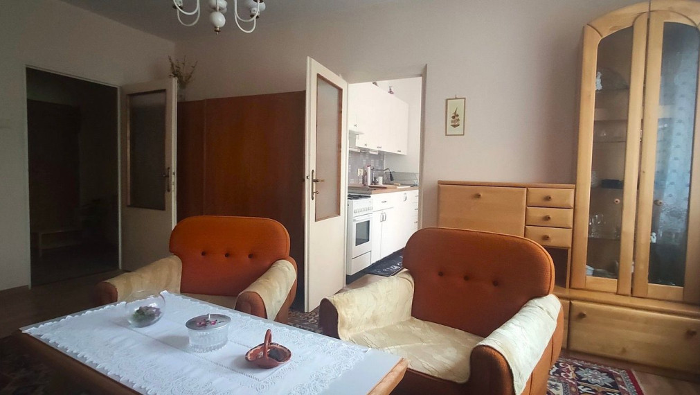 Retro zariadený byt na prenájom, Segnerova ulica -  Bratisalva IV TOP