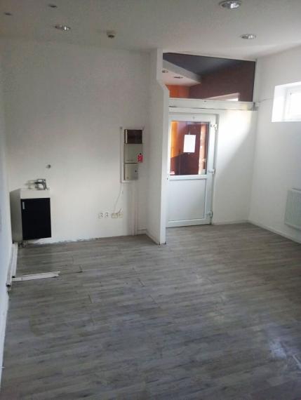 Nový obchodný priestor na prenájom, s výmerou 24m2, v Stupave