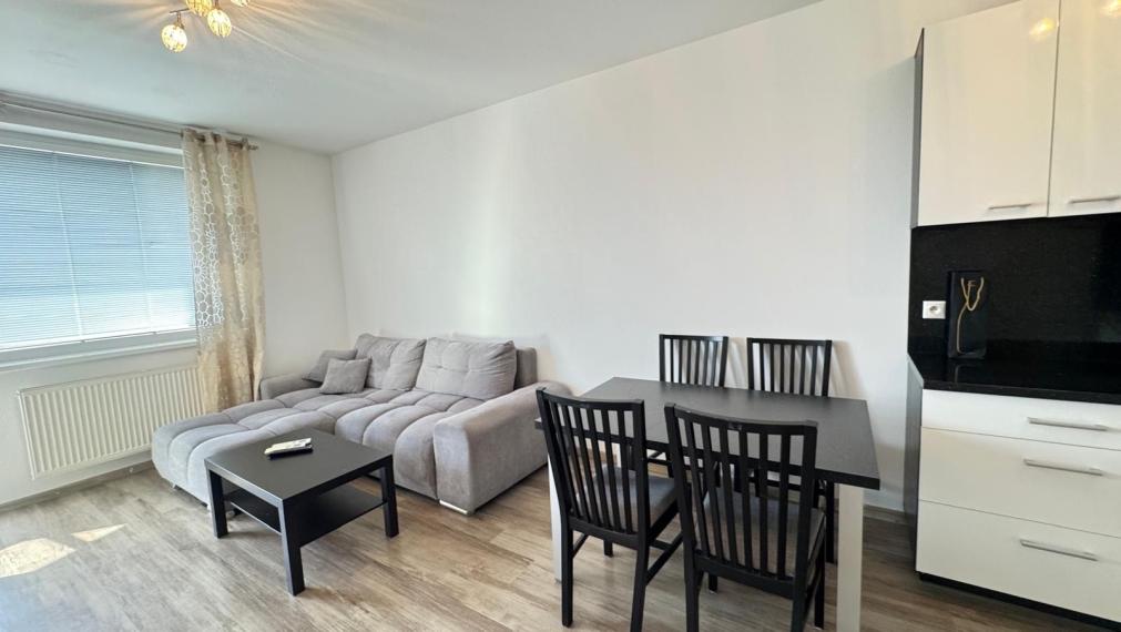 2 izbový byt s garážou na prenájom, Ružinovská, Bratislava II TOP