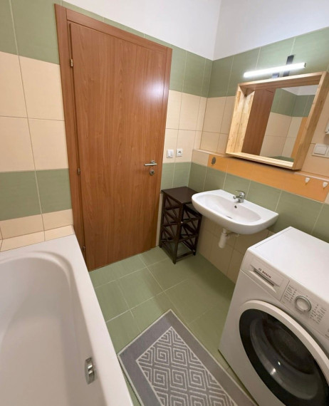 Prakticky riešený 1 izbový byt na prenájom v Novom Meste, Bratislava III TOP