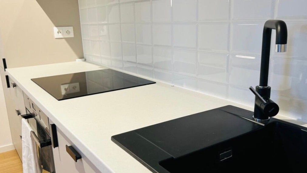 Príjemný 2 izbový byt v rezidencií Pri Mýte - na prenájom, Bratislava III TOP