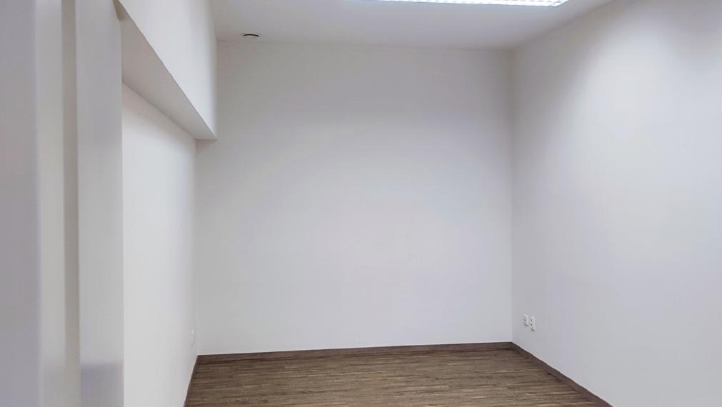 Novo rekonštruované priestory v centre Malaciek na prenajom 