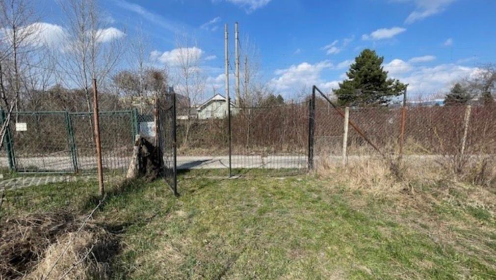 Záhrada o výmere 346 m2 na predaj - Bratislava III