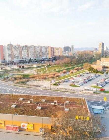 Na predaj priestranný 3-izbový byt vo vyhľadávanej časti Petržalky TOP