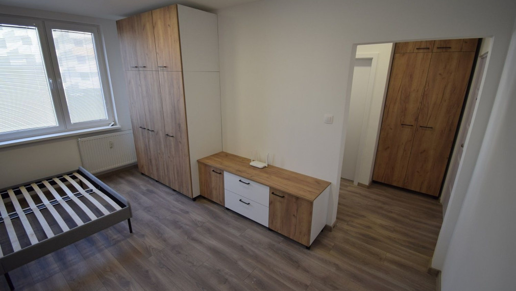 Na prenájom zariadený 2-izbový byt po kompletnej rekonštrukcii - Galanta