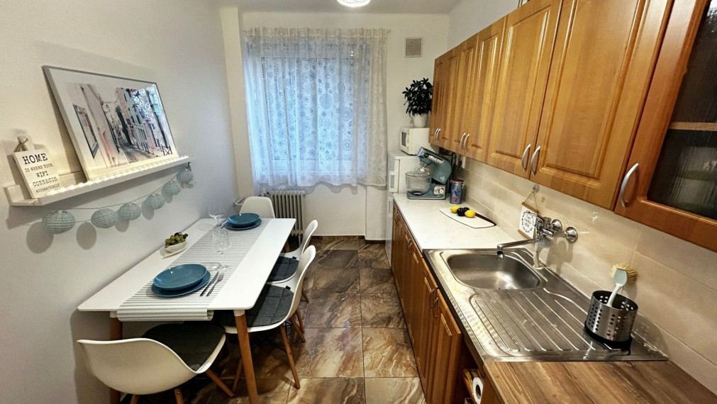 Na prenájom 2 izbový byt s balkónom - ul. Bartoškova, Bratislava III TOP