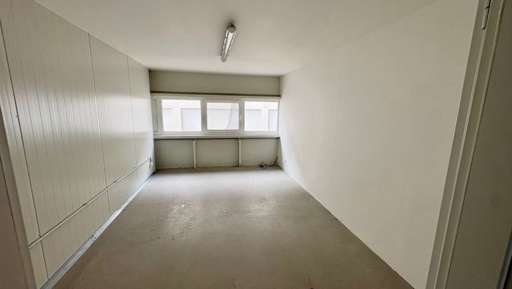 Na prenájom moderný skladový priestor v polyfunkčnom areáli vo výmere 196,9 m2 