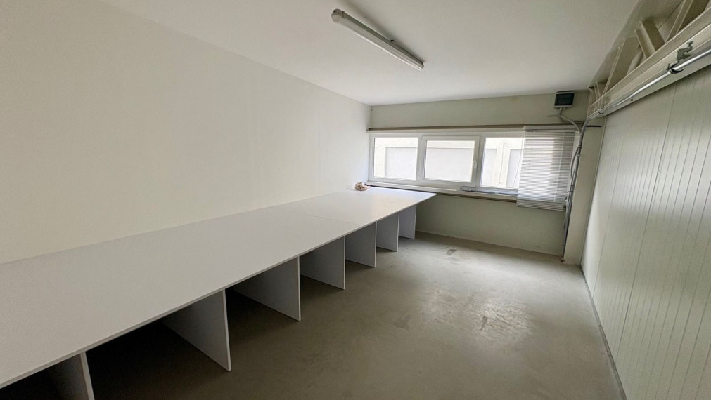 Na prenájom moderný skladový priestor v polyfunkčnom areáli vo výmere 196,9 m2 