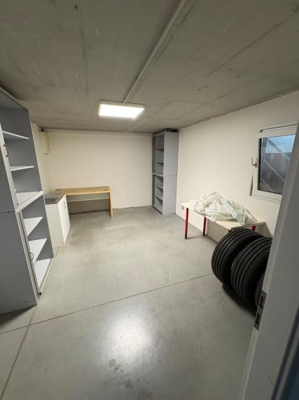 Na prenájom moderný skladový priestor v polyfunkčnom areáli vo výmere 196,9 m2 