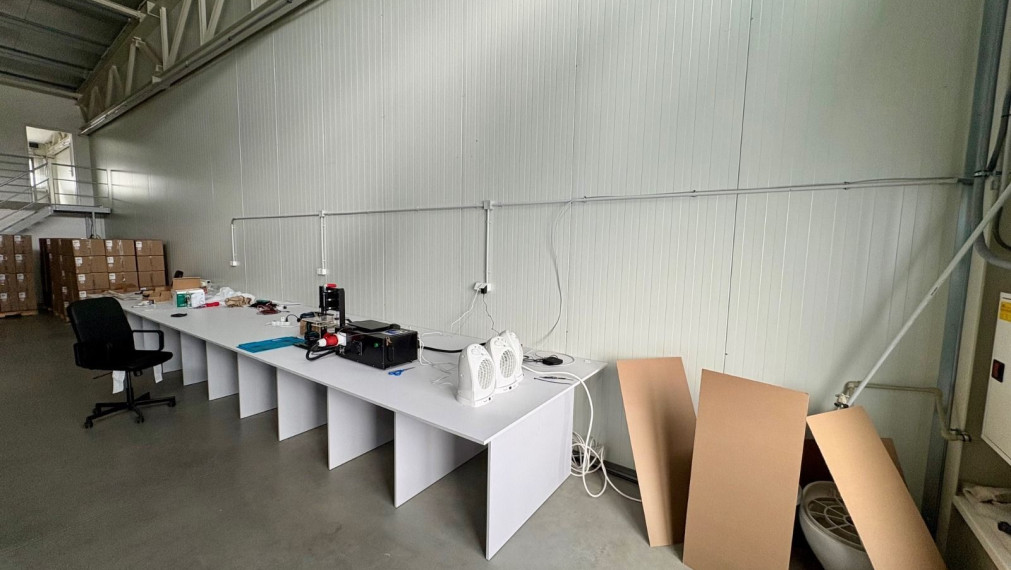 Na prenájom moderný skladový priestor v polyfunkčnom areáli vo výmere 196,9 m2 