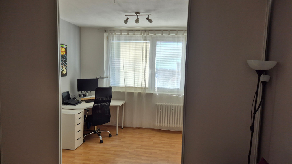 Na predaj 3-izbový byt v centre Stupavy