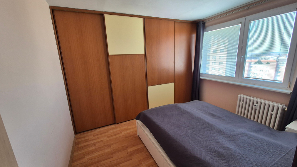 Na predaj 3-izbový byt v centre Stupavy