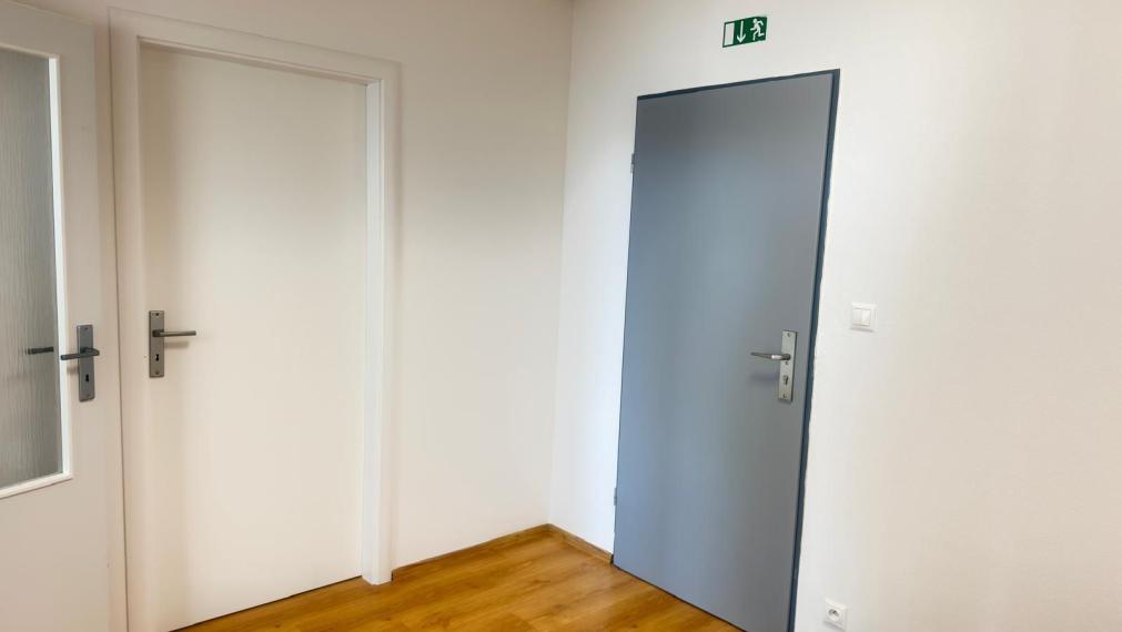 Na prenájom kancelársky priestor s výmerou 23,4 m² - Bratislava V