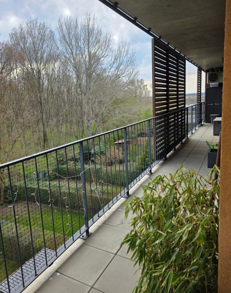 Na prenájom priestranný, svetlý a kompletne zariadený 3-izbový byt - Bratislava V TOP