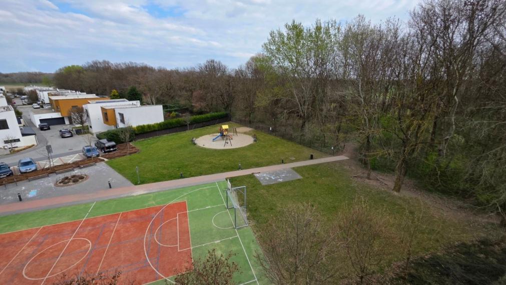 Na prenájom priestranný, svetlý a kompletne zariadený 3-izbový byt - Bratislava V TOP