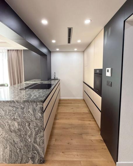 Výnimočný 4-izbový byt s technickou miestnosťou a komorou na predaj,  Bratislava III TOP