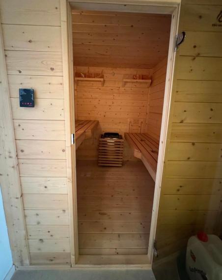 Na predaj nadštandardne zrekonštruovaný a zreštaurovaný 3-izbový byt - Bratislava III TOP