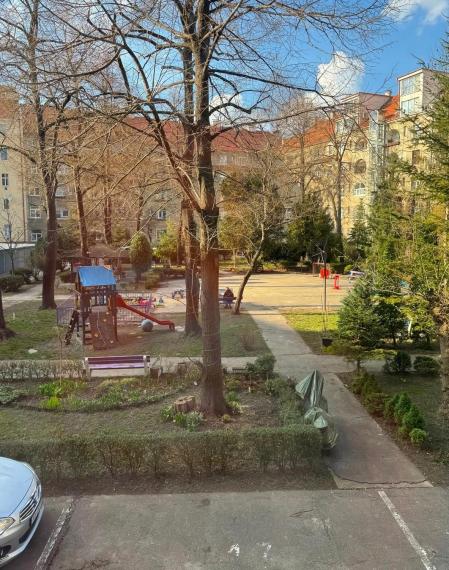 Na predaj nadštandardne zrekonštruovaný a zreštaurovaný 3-izbový byt - Bratislava III TOP