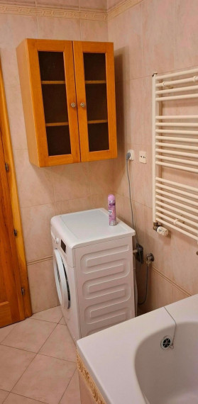 Na prenájom elegantný klimatizovaný 4-izbový byt - Bratislava I TOP