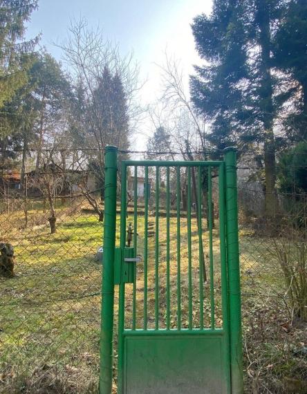 Na predaj slnečná záhrada v obľúbenej rekreačnej lokalite Veľká Lúka - Bratislava IV TOP