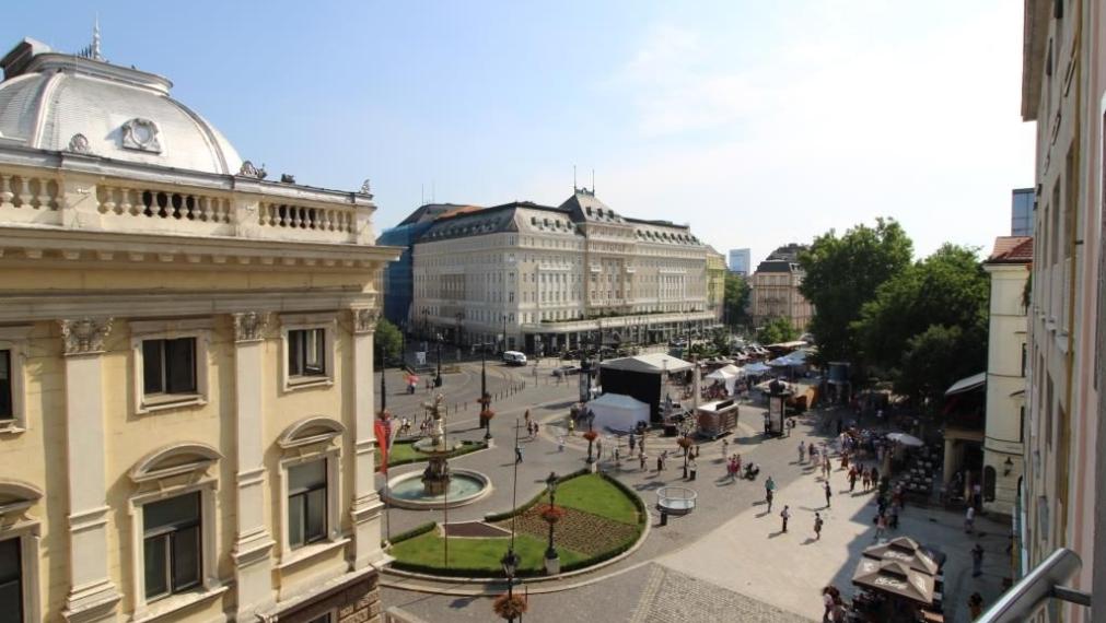 Na prenájom priestranné kancelárske priestory - Bratislava I