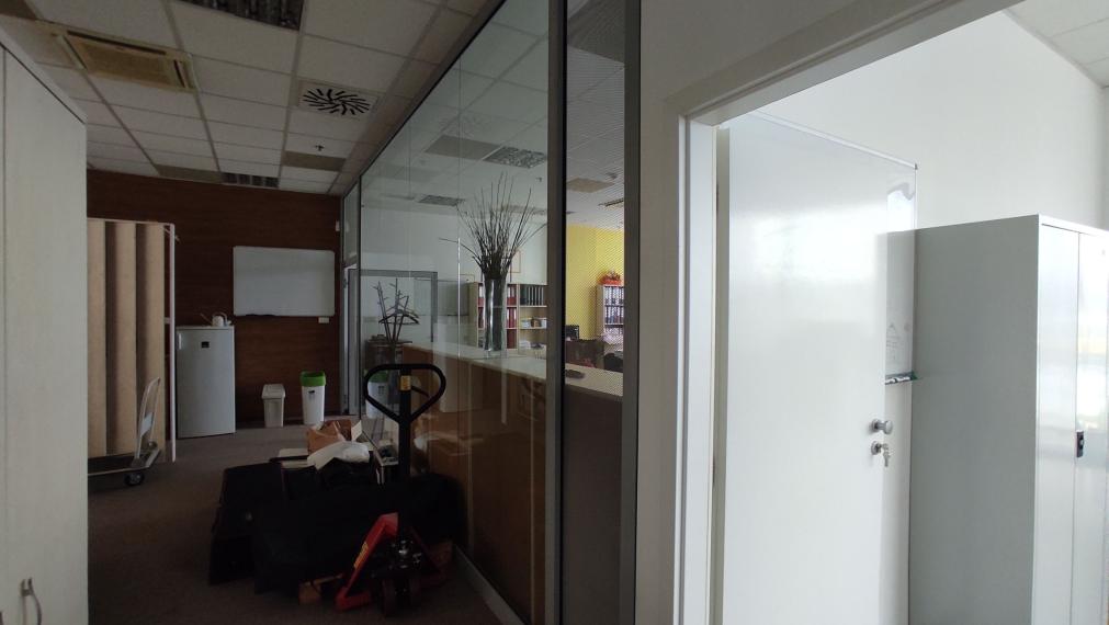 Lukratívny svetlý priestor s preskleným výkladom, Vienna Gate, Kopčianska-Petržalka