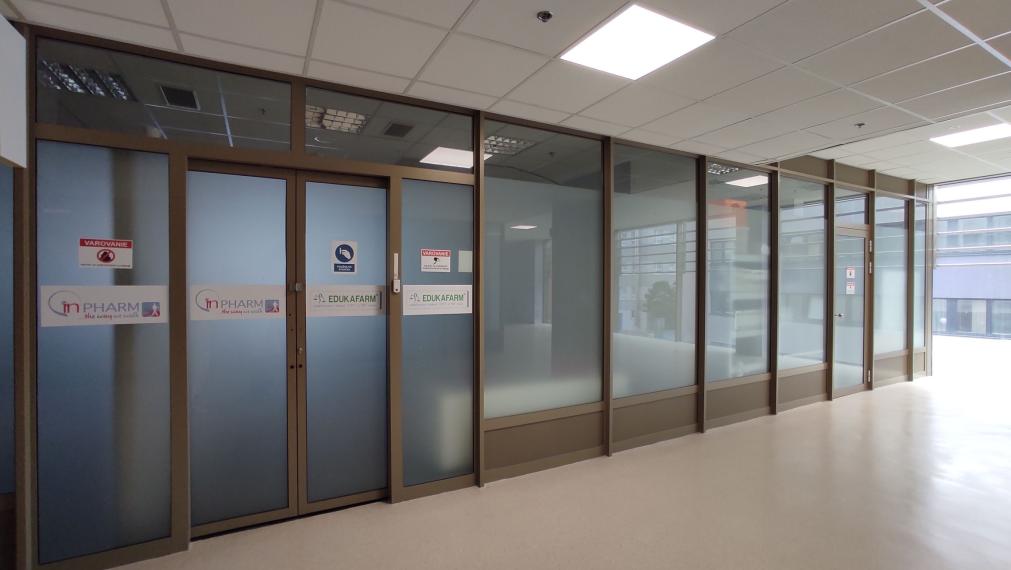 Lukratívny svetlý priestor s preskleným výkladom, Vienna Gate, Kopčianska-Petržalka