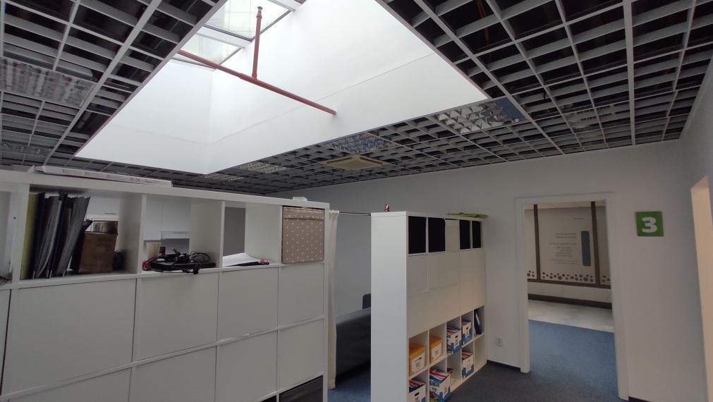 Reprezentatívny priestor 232,96m2 s presklenými výkladmi, Vienna Gate, Kopčianska-Petržalka