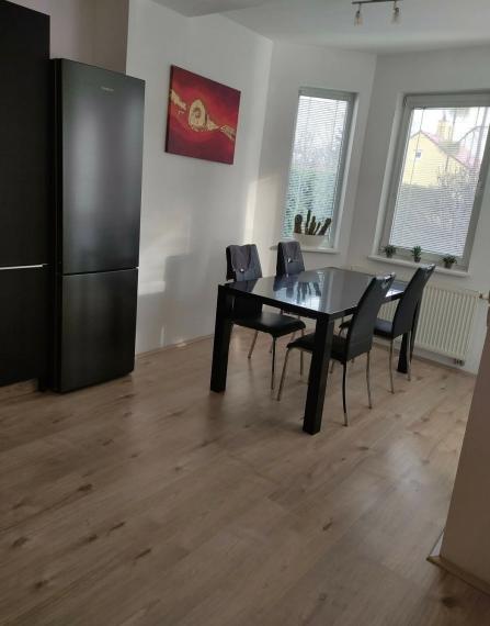 Na prenájom 2-izbový byt na prízemí, Bratislava II TOP