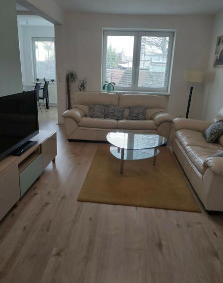 Na prenájom 2-izbový byt na prízemí, Bratislava II TOP