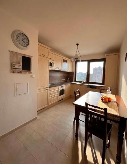 Na prenájom krásny, svetlý a mimoriadne tichý 3-izbový byt na Dlhých dieloch TOP