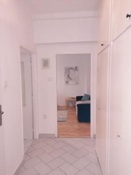  Na prenájom 1-izbovy byt vo výbornej lokalite Ružinov na ulici Dohnányho TOP