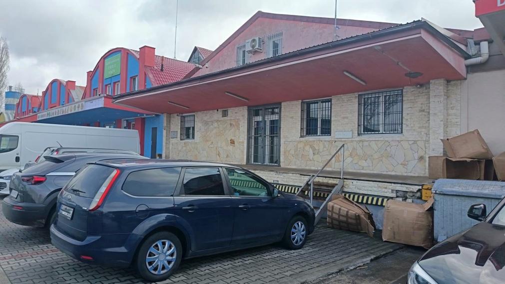 Na prenájom praktický a všestranne využiteľný obchodný priestor, Bratislava III TOP