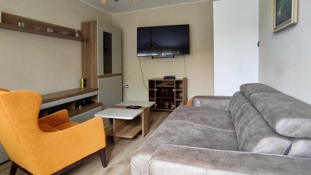 2- izbový kompletne rekonštruovaný byt NA PRENÁJOM, Trenčín - Juh 