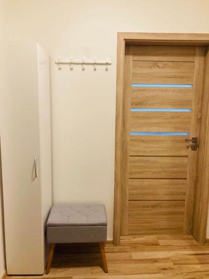  Na dlhodobý prenájom 1-izbový svetlý byt v Petržalke TOP